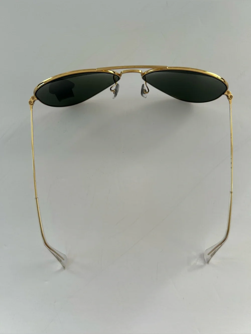 Ray-Ban Classic Aviator Gold Frame Sunglasses with Grey Lenses